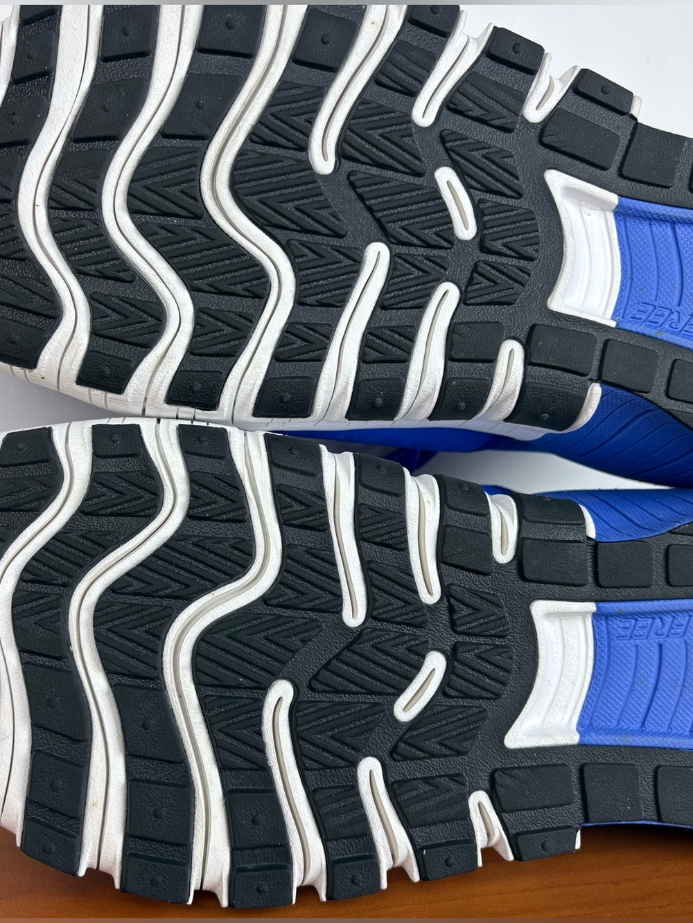 Nike Free Macon 6 Training Shoes - Picture 9 of 14